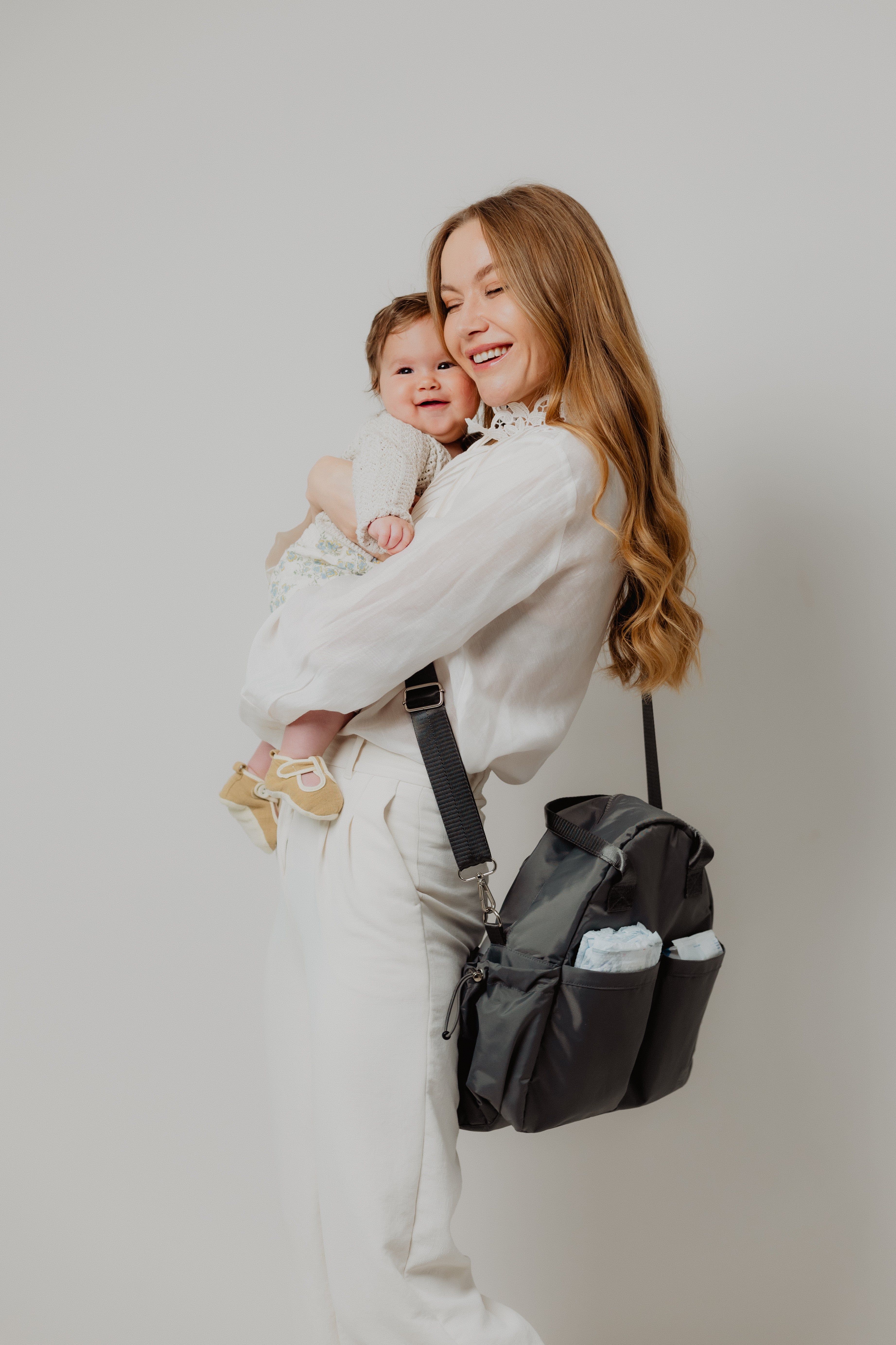 Essential Parent Bag in Gray | Minimalist Diaper Bag | Kiplie